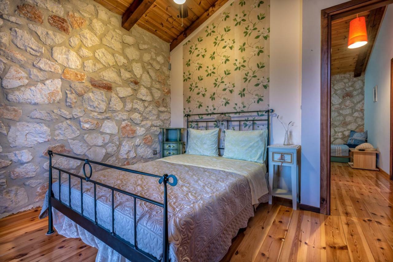 Orfeas Villa Meson Yerakarion Экстерьер фото