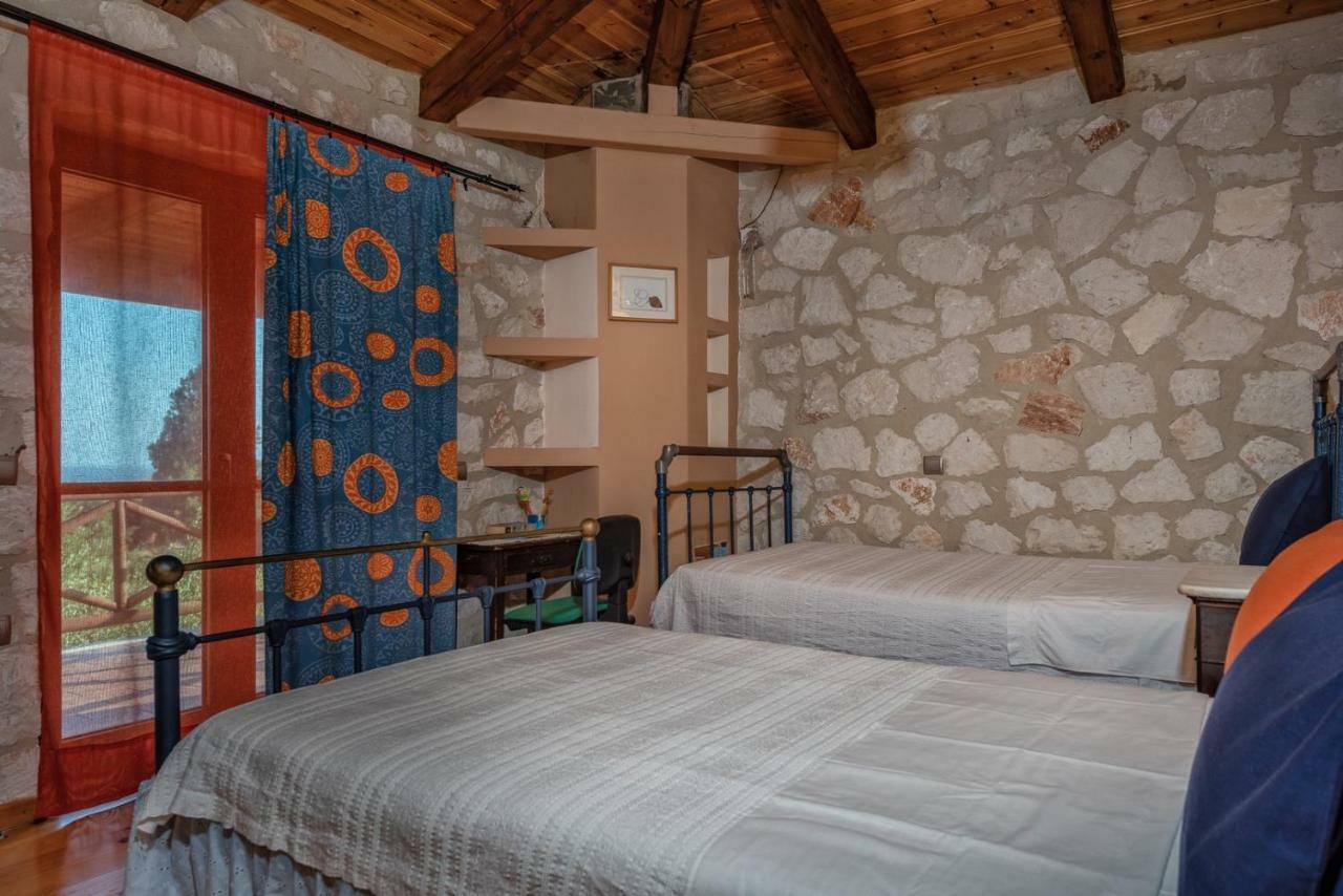 Orfeas Villa Meson Yerakarion Экстерьер фото
